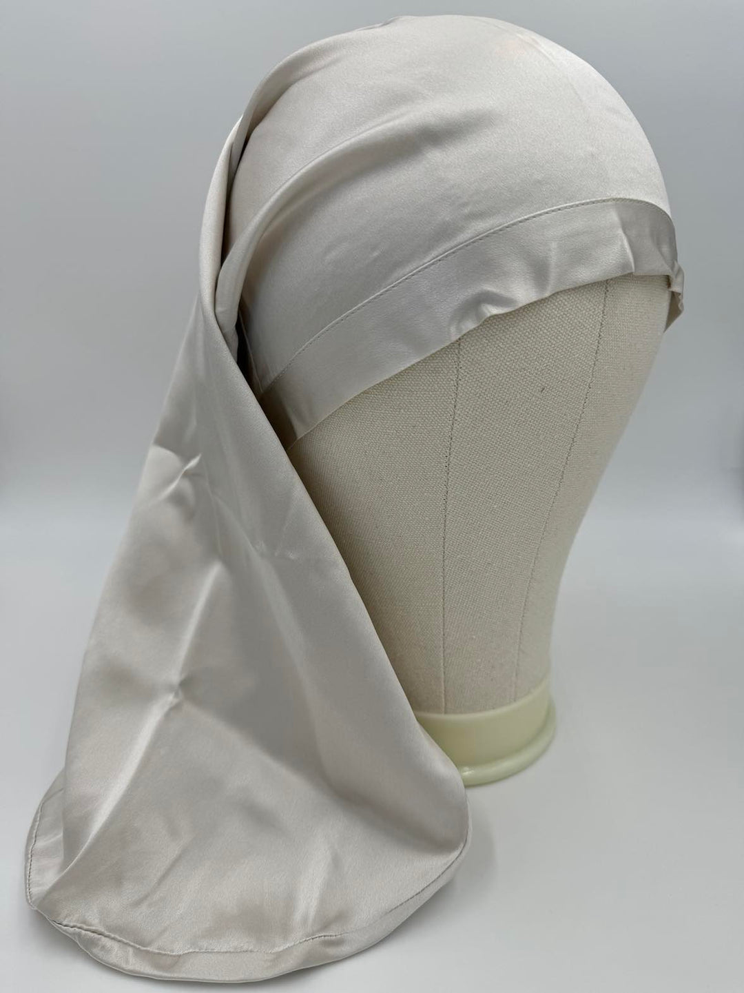 Splash Happy long silk bonnets